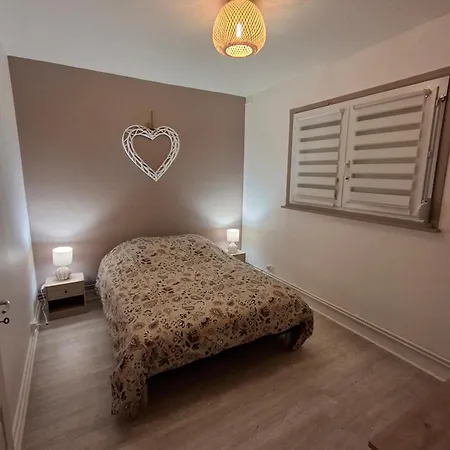 6 Pers Vue Sur Le Port De