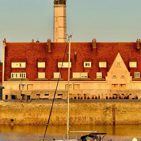 6 Pers Vue Sur Le Port De Apartment Calais